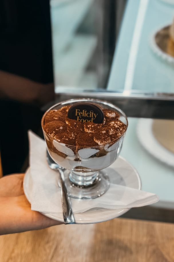 Dezert a nápoj ve Felicity Food Metropole Zličín